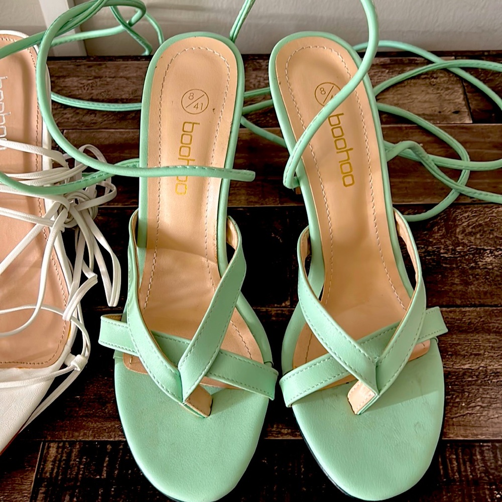 Green thong/strappy heels
